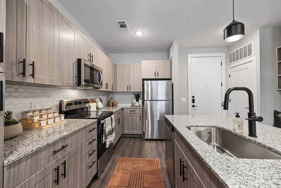 3 Bed 2 Bath Contemporary High-Rise Condo in Austin, TX - 3