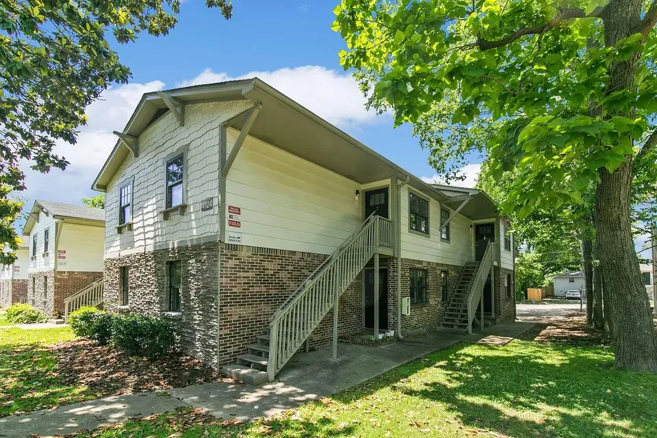 3 Bed 2 Bath Contemporary High-Rise Condo in Birmingham, AL