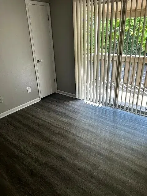 3 Bed 2 Bath Contemporary High-Rise Condo in Birmingham, AL - 1