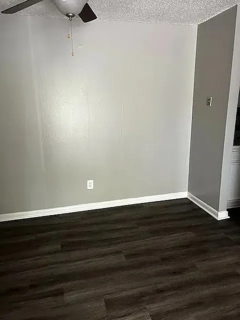 3 Bed 2 Bath Contemporary High-Rise Condo in Birmingham, AL - 2