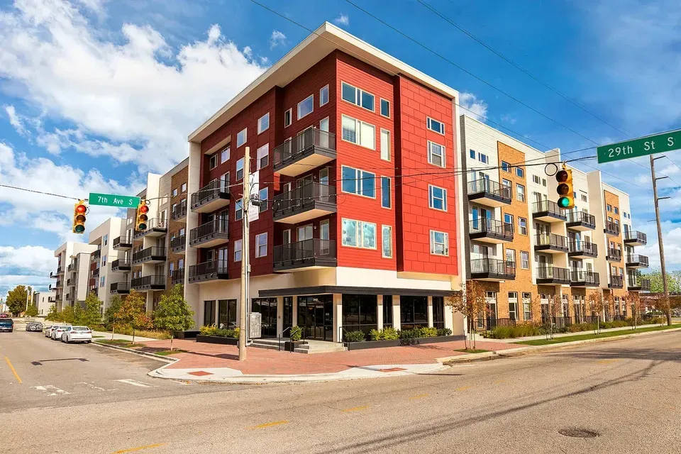 3 Bed 2 Bath Contemporary High-Rise Condo in Birmingham, AL - 1