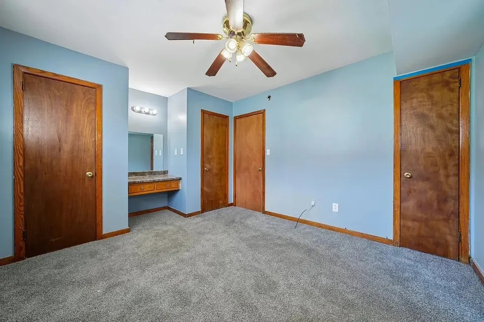3 Bed 2 Bath Contemporary High-Rise Condo in Birmingham, AL - 3