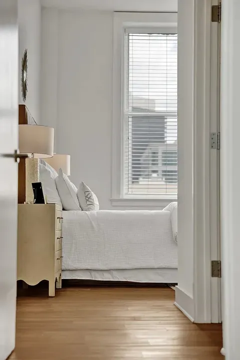 3 Bed 2 Bath Contemporary High-Rise Condo in Birmingham, AL - 5