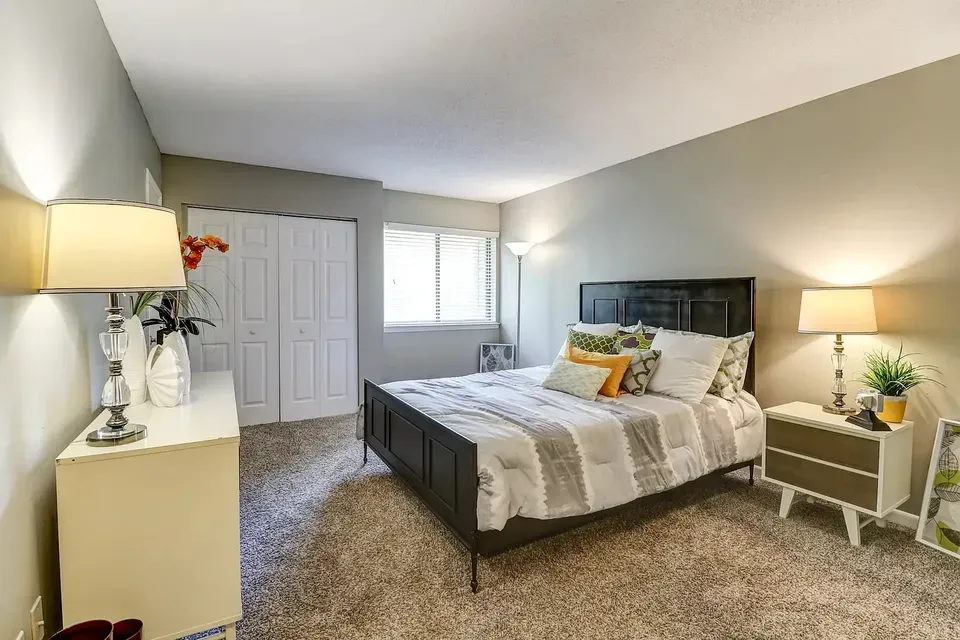 3 Bed 2 Bath Contemporary High-Rise Condo in Birmingham, AL - 3