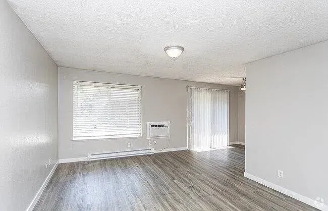 3 Bed 2 Bath Contemporary High-Rise Condo in Boise, ID - 2