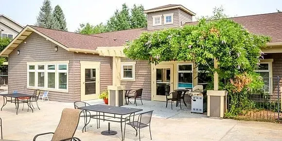 3 Bed 2 Bath Contemporary High-Rise Condo in Boise, ID - 2