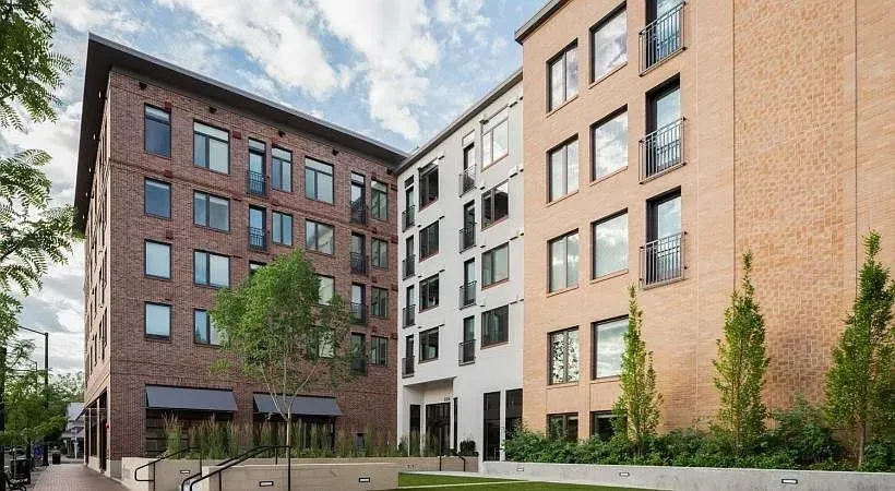 3 Bed 2 Bath Contemporary High-Rise Condo in Boise, ID - 3