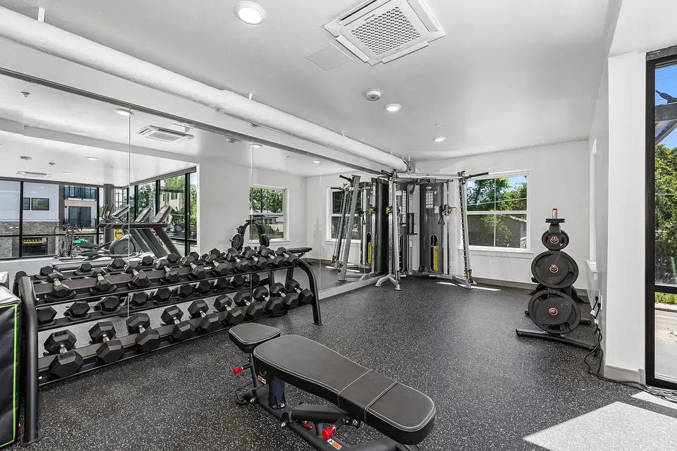 3 Bed 2 Bath Contemporary High-Rise Condo in Boise, ID - 3