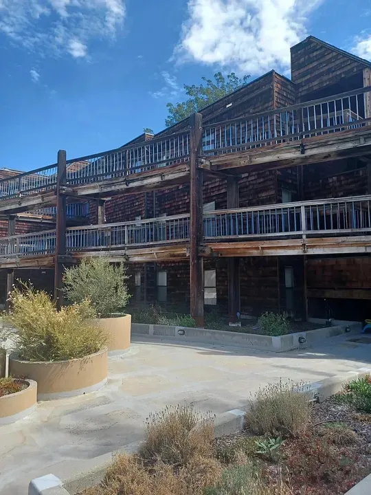 3 Bed 2 Bath Contemporary High-Rise Condo in Boise, ID - 4