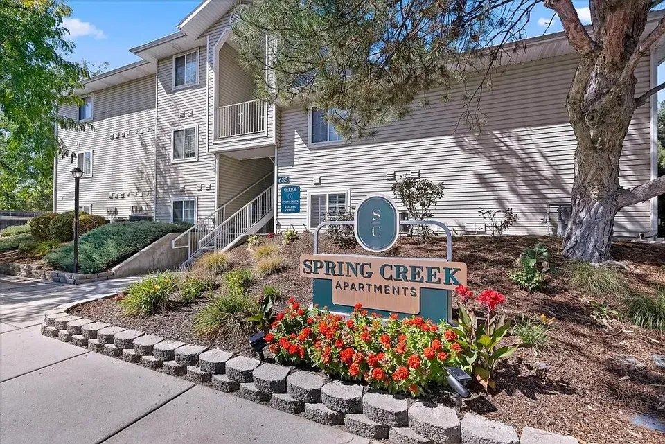 3 Bed 2 Bath Contemporary High-Rise Condo in Boise, ID - 1