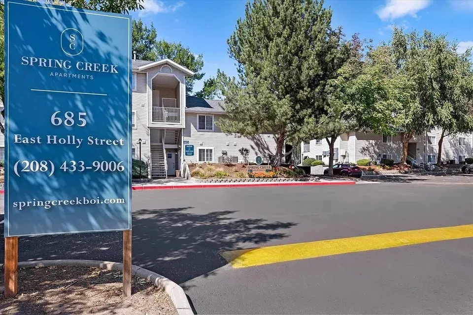 3 Bed 2 Bath Contemporary High-Rise Condo in Boise, ID - 2