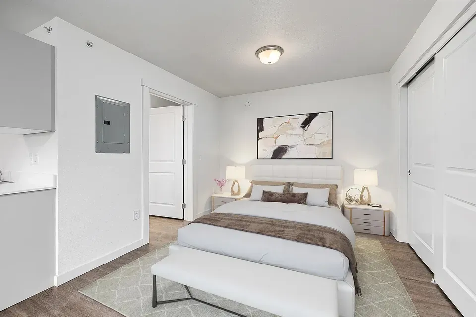 3 Bed 2 Bath Contemporary High-Rise Condo in Boise, ID - 3