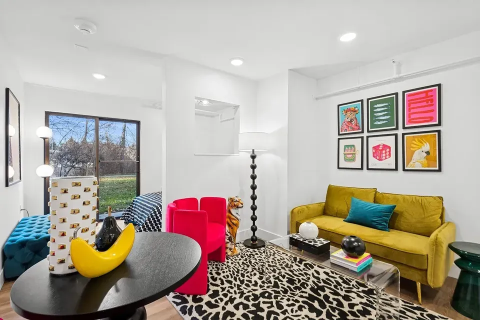 3 Bed 2 Bath Contemporary High-Rise Condo in Boise, ID - 3