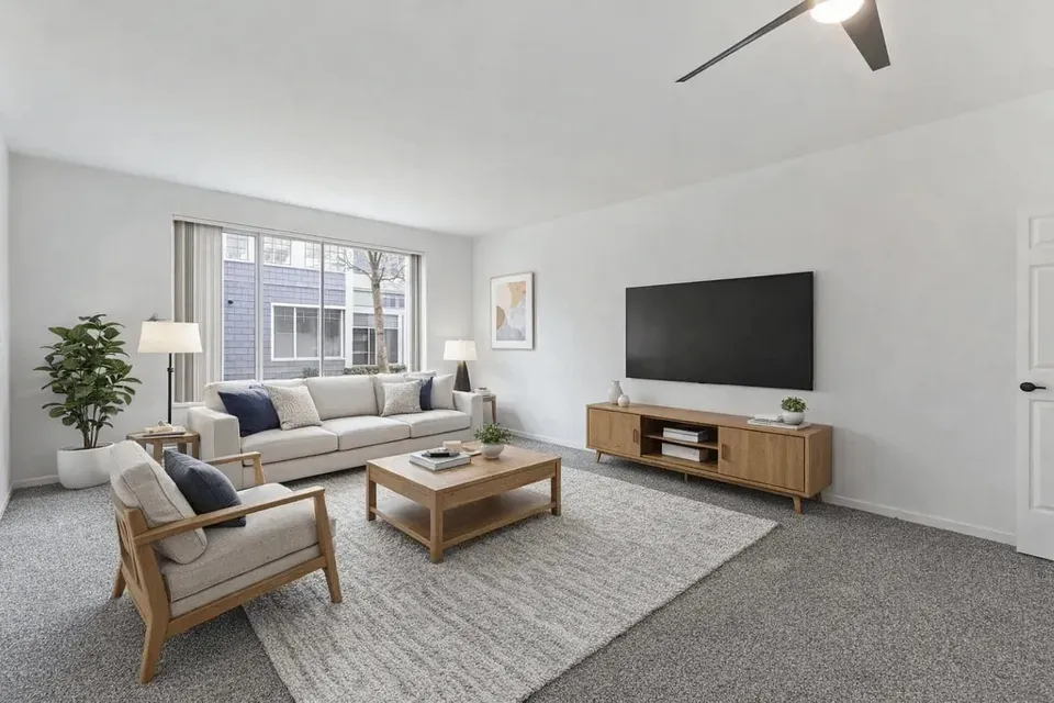 3 Bed 2 Bath Contemporary High-Rise Condo in Boise, ID - 4