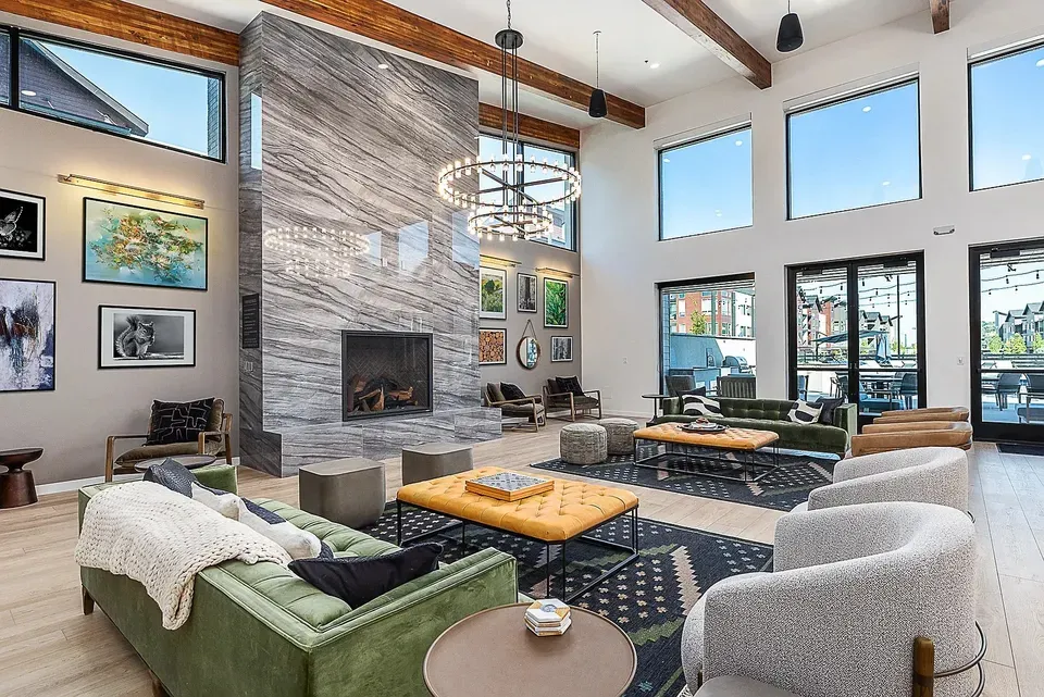3 Bed 2 Bath Contemporary High-Rise Condo in Boise, ID - 4