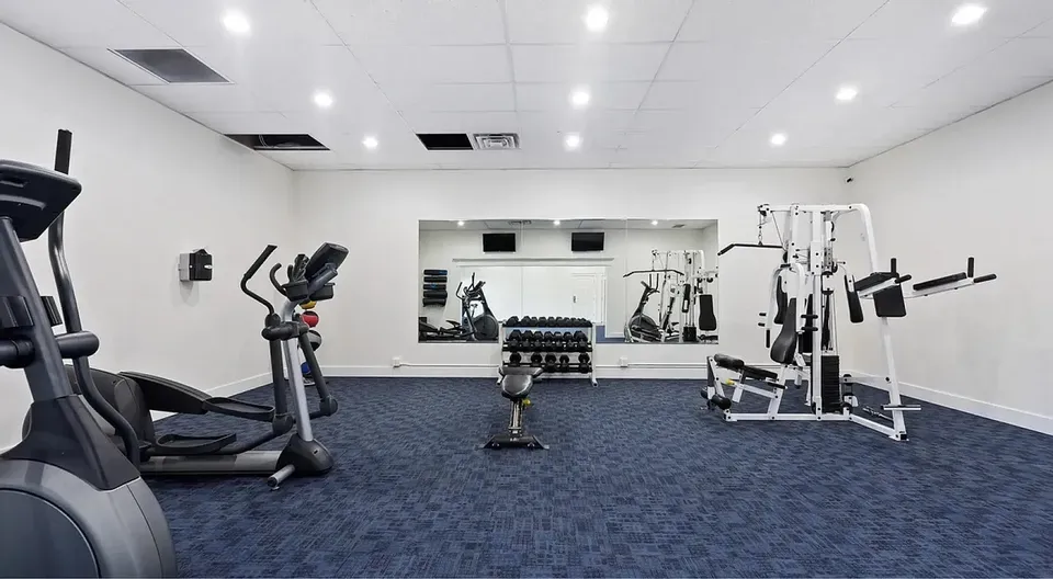 3 Bed 2 Bath Contemporary High-Rise Condo in Boise, ID - 4
