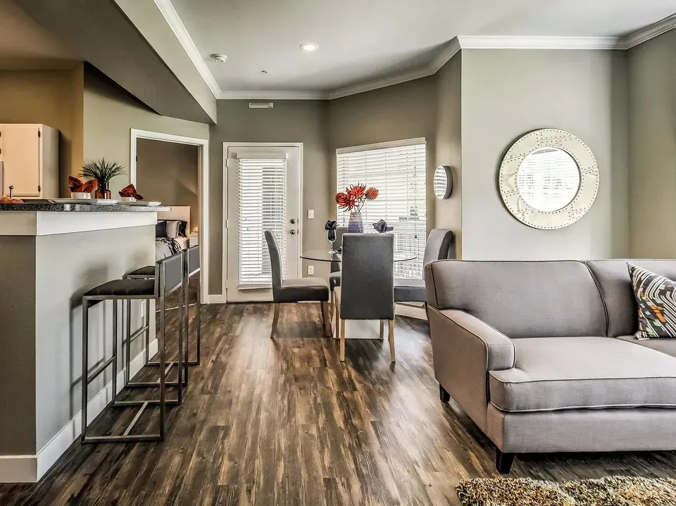 3 Bed 2 Bath Contemporary High-Rise Condo in Boise, ID - 1