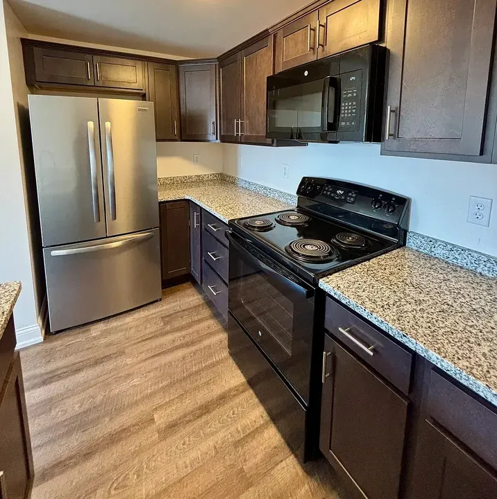 3 Bed 2 Bath Contemporary High-Rise Condo in Buffalo, NY