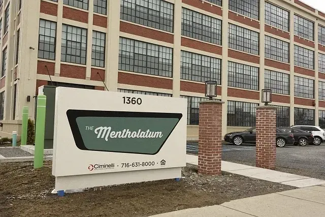 3 Bed 2 Bath Contemporary High-Rise Condo in Buffalo, NY - 2