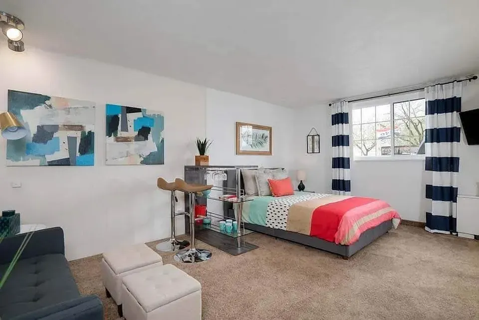 3 Bed 2 Bath Contemporary High-Rise Condo in Buffalo, NY - 3