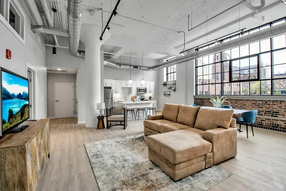 3 Bed 2 Bath Contemporary High-Rise Condo in Buffalo, NY