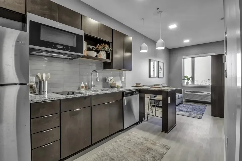3 Bed 2 Bath Contemporary High-Rise Condo in Buffalo, NY - 3