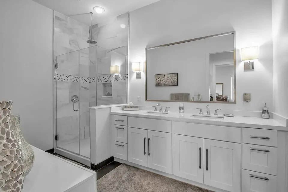 3 Bed 2 Bath Contemporary High-Rise Condo in Buffalo, NY - 5