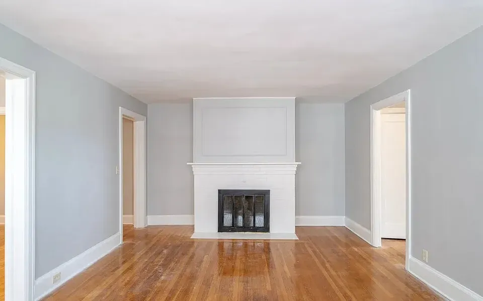 3 Bed 2 Bath Contemporary High-Rise Condo in Buffalo, NY