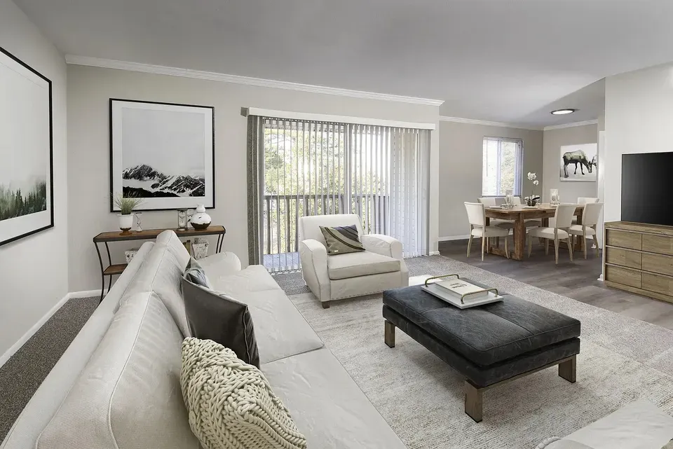 3 Bed 2 Bath Contemporary High-Rise Condo in Chesapeake, VA - 3