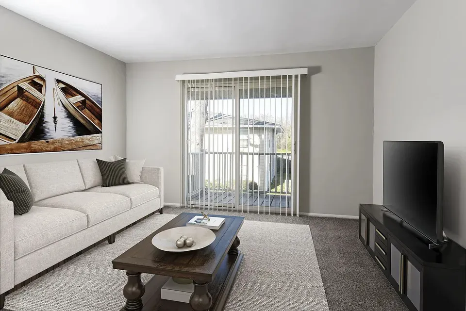 3 Bed 2 Bath Contemporary High-Rise Condo in Chesapeake, VA - 5