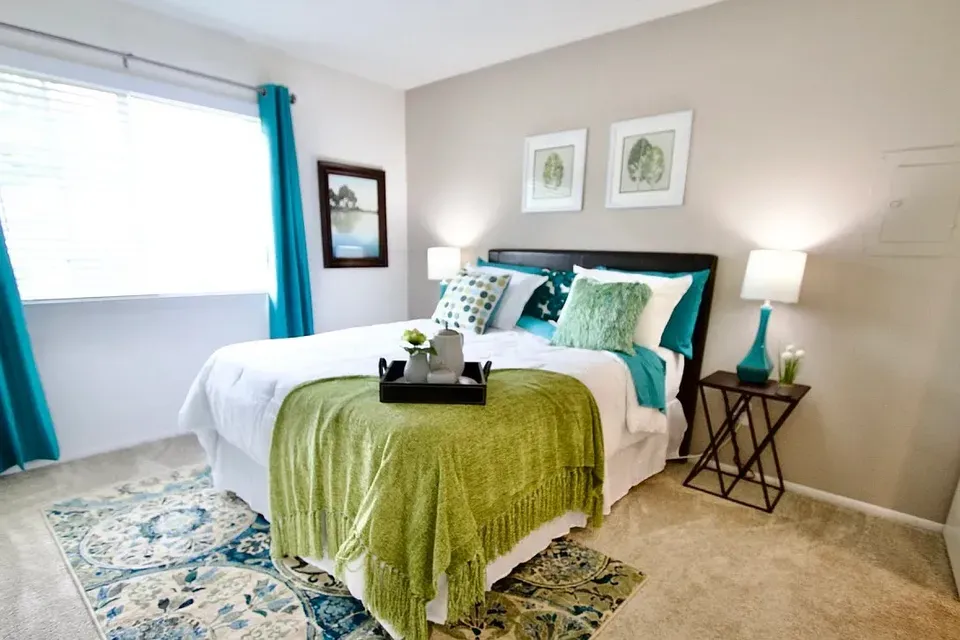 3 Bed 2 Bath Contemporary High-Rise Condo in Chesapeake, VA - 5