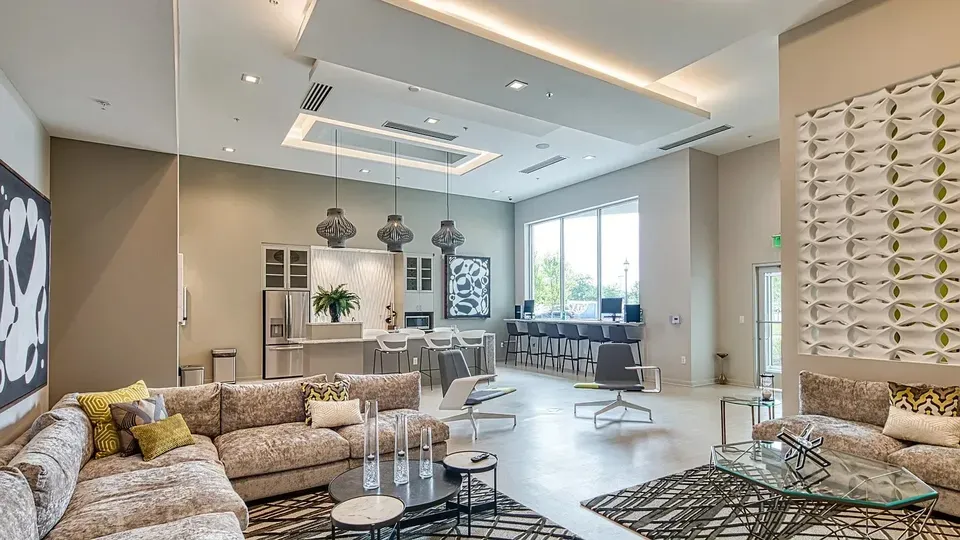3 Bed 2 Bath Contemporary High-Rise Condo in Chesapeake, VA - 2