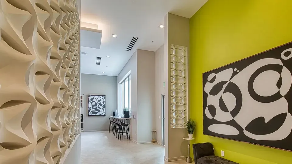 3 Bed 2 Bath Contemporary High-Rise Condo in Chesapeake, VA - 3