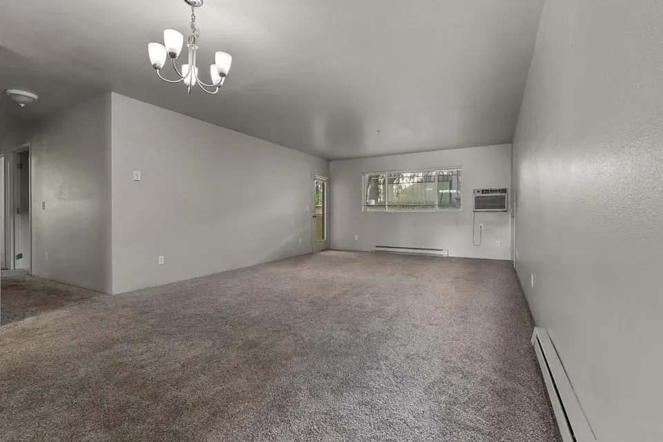 3 Bed 2 Bath Contemporary High-Rise Condo in Coeur d Alene, ID