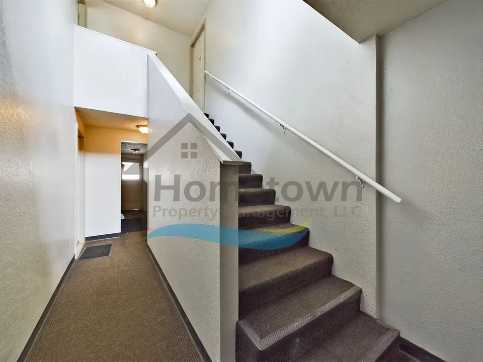 3 Bed 2 Bath Contemporary High-Rise Condo in Coeur d Alene, ID - 5