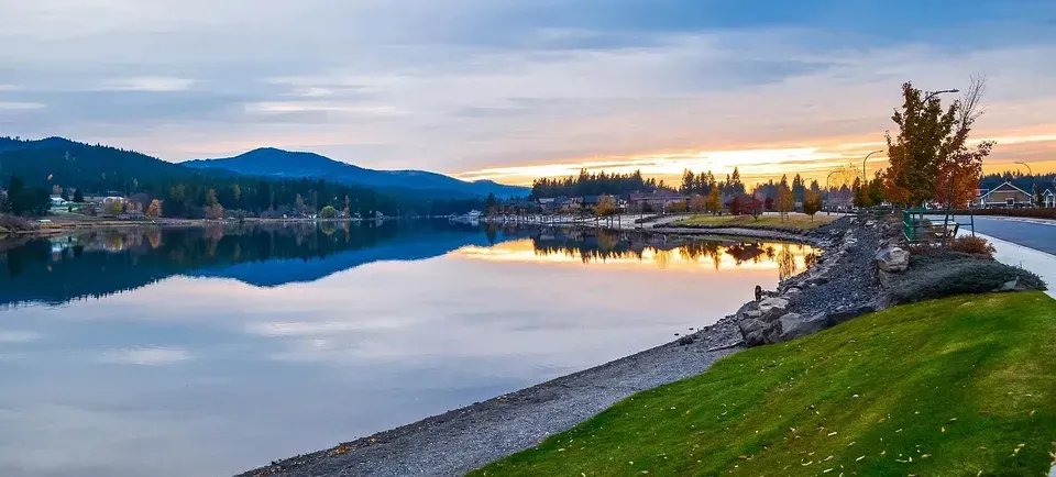 3 Bed 2 Bath Contemporary High-Rise Condo in Coeur d Alene, ID - 1