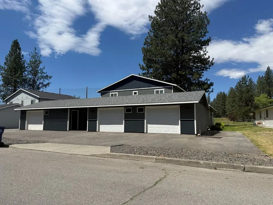 3 Bed 2 Bath Contemporary High-Rise Condo in Coeur d Alene, ID - 1