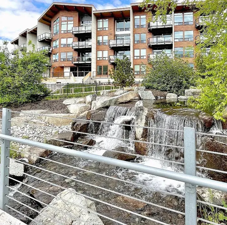 3 Bed 2 Bath Contemporary High-Rise Condo in Coeur d Alene, ID - 1
