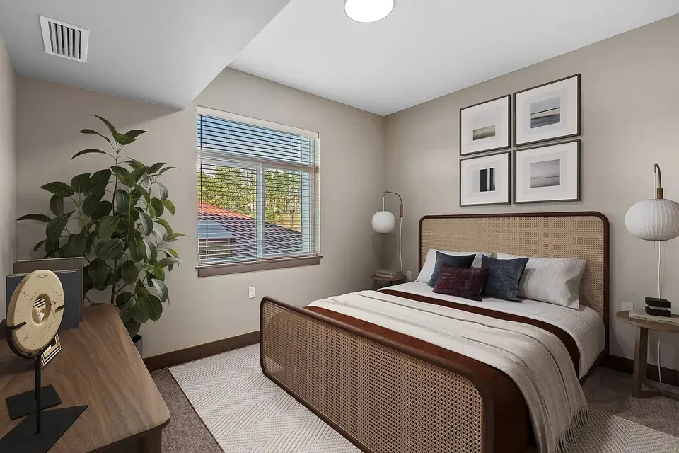 3 Bed 2 Bath Contemporary High-Rise Condo in Coeur d Alene, ID - 4