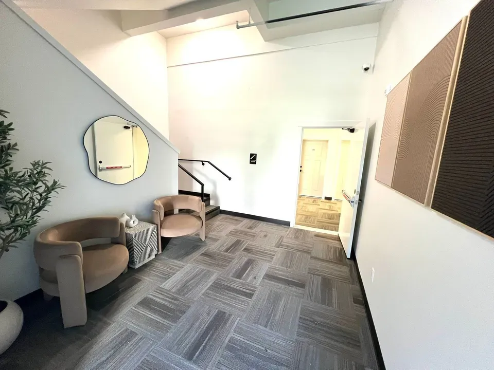 3 Bed 2 Bath Contemporary High-Rise Condo in Coeur d Alene, ID - 5
