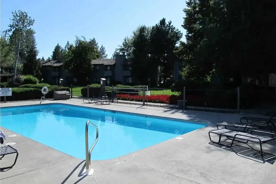 3 Bed 2 Bath Contemporary High-Rise Condo in Coeur d Alene, ID - 1