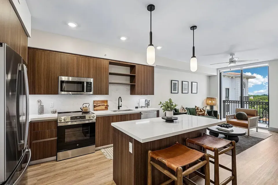 3 Bed 2 Bath Contemporary High-Rise Condo in Coral Gables, FL - 2