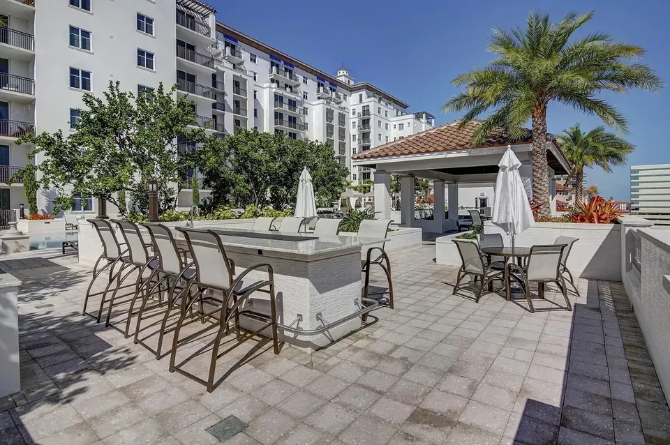 3 Bed 2 Bath Contemporary High-Rise Condo in Coral Gables, FL - 2