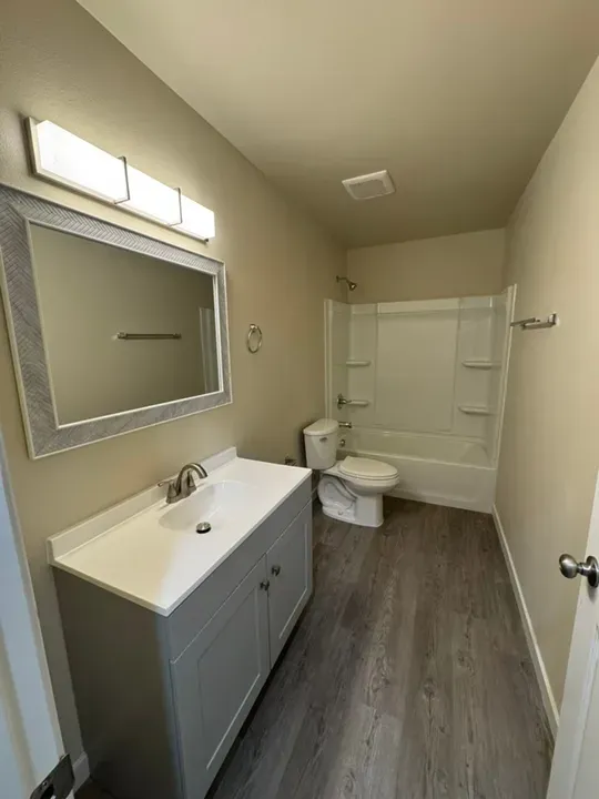 3 Bed 2 Bath Contemporary High-Rise Condo in Fairbanks, AK - 4