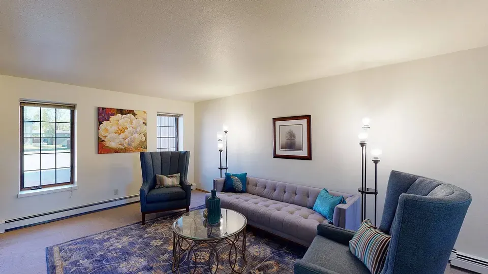 3 Bed 2 Bath Contemporary High-Rise Condo in Fairbanks, AK - 2