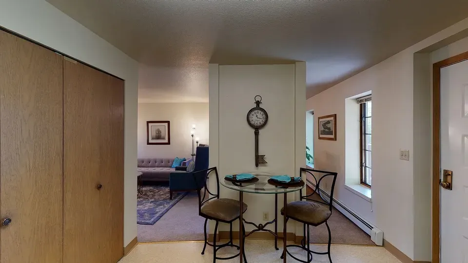 3 Bed 2 Bath Contemporary High-Rise Condo in Fairbanks, AK - 3