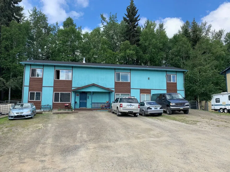 3 Bed 2 Bath Contemporary High-Rise Condo in Fairbanks, AK