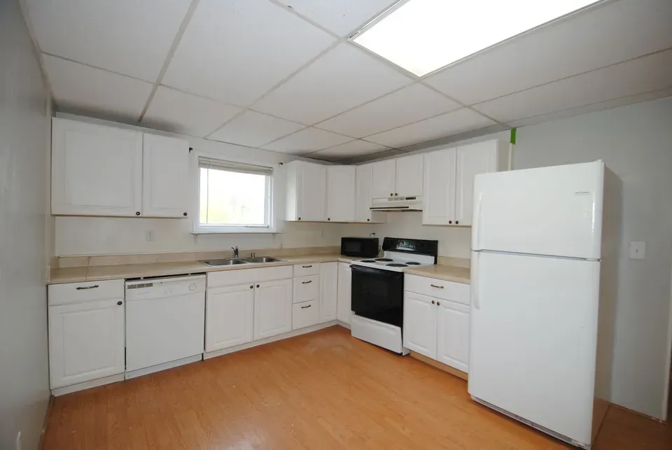 3 Bed 2 Bath Contemporary High-Rise Condo in Fairbanks, AK - 1