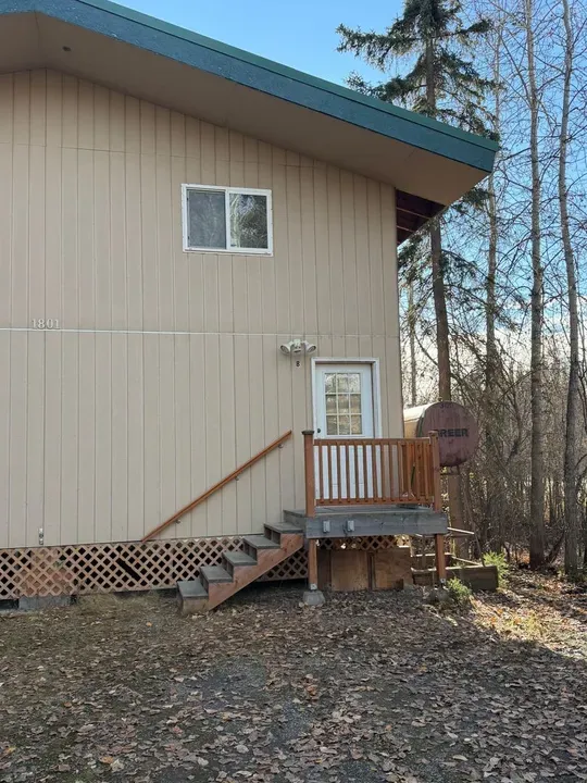 3 Bed 2 Bath Contemporary High-Rise Condo in Fairbanks, AK