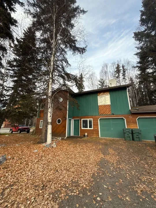 3 Bed 2 Bath Contemporary High-Rise Condo in Fairbanks, AK